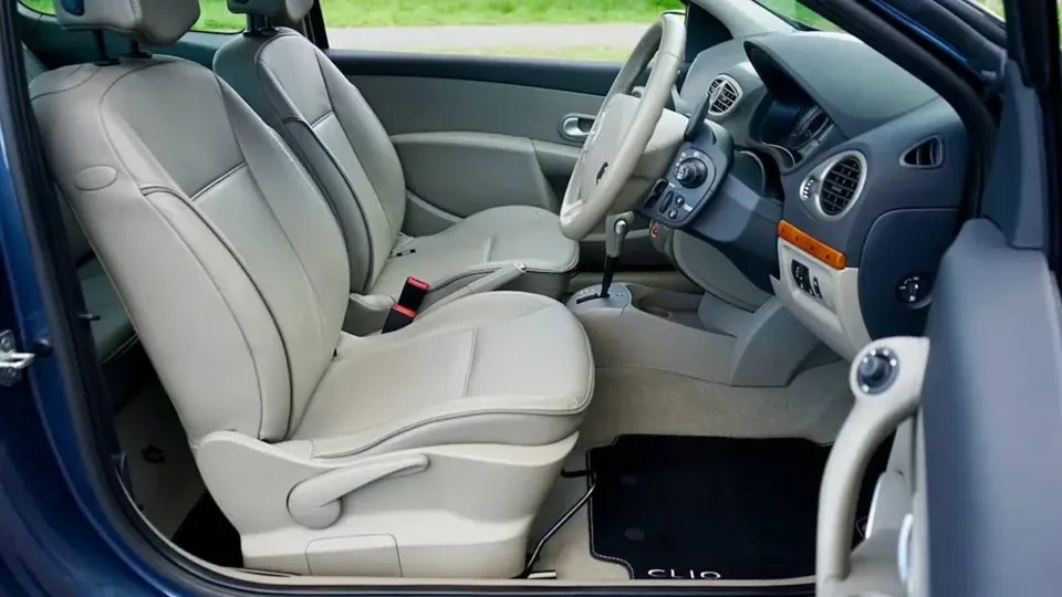 Auto innen 1024x576
