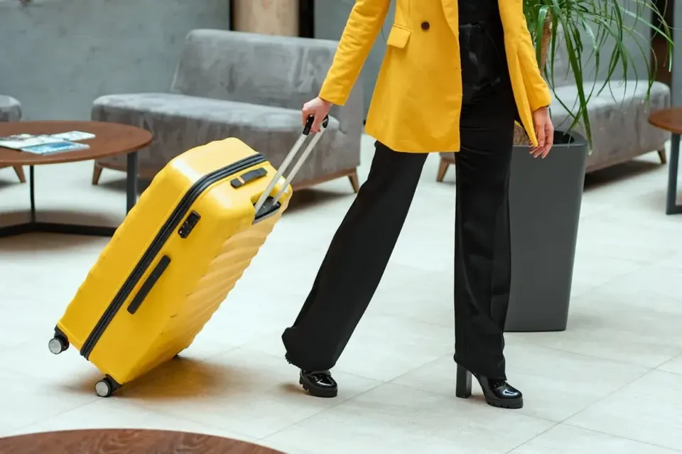 Koffer im Hotel 1 1024x682
